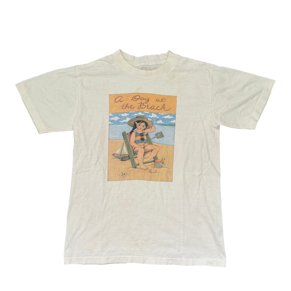 Vintage 1984 Mary Engelbreit A Day at the Beach Graphic T-Shirt White Small